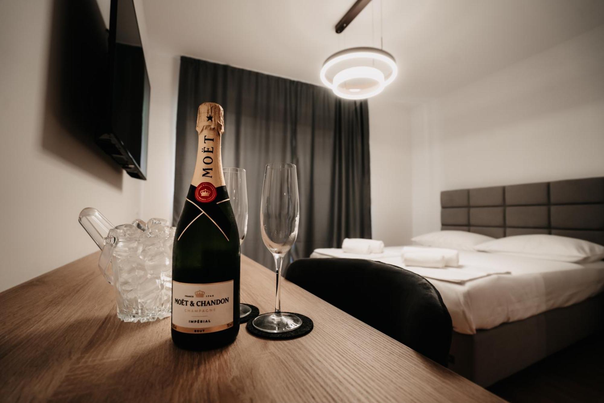 Toro Hospitality Apartment Mostar Exterior foto